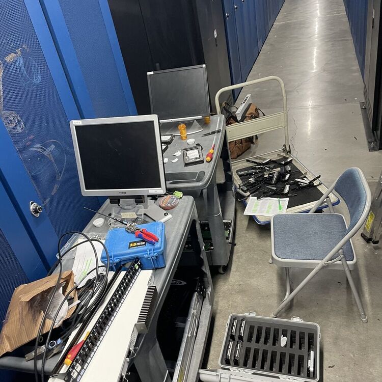 workspace + crash carts